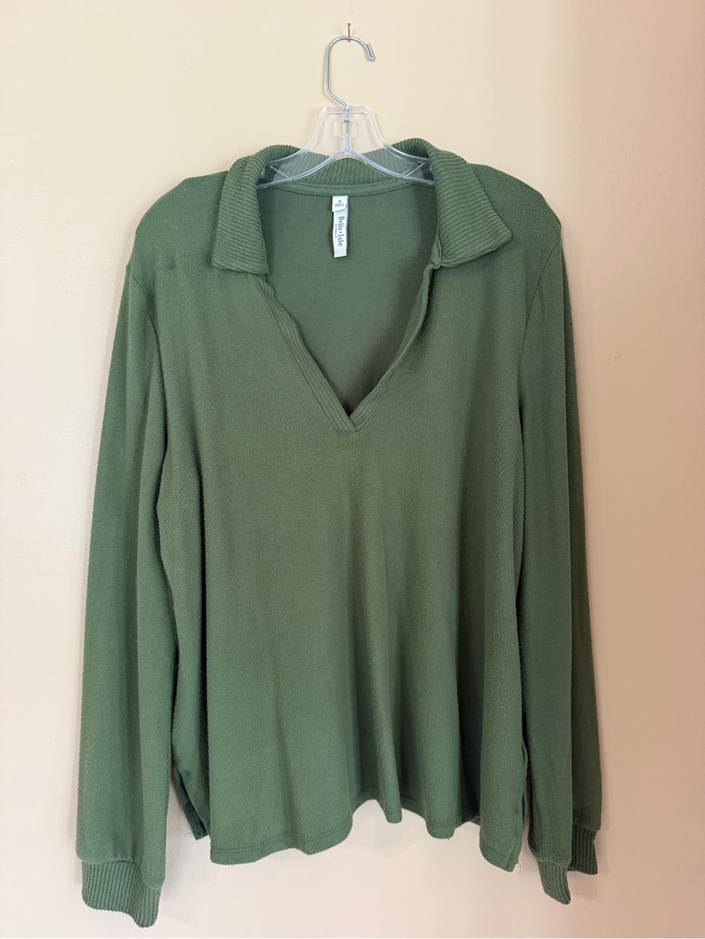 Torrid - Sz 0X Belle Isle Soft Collared V Neck Pullover Top